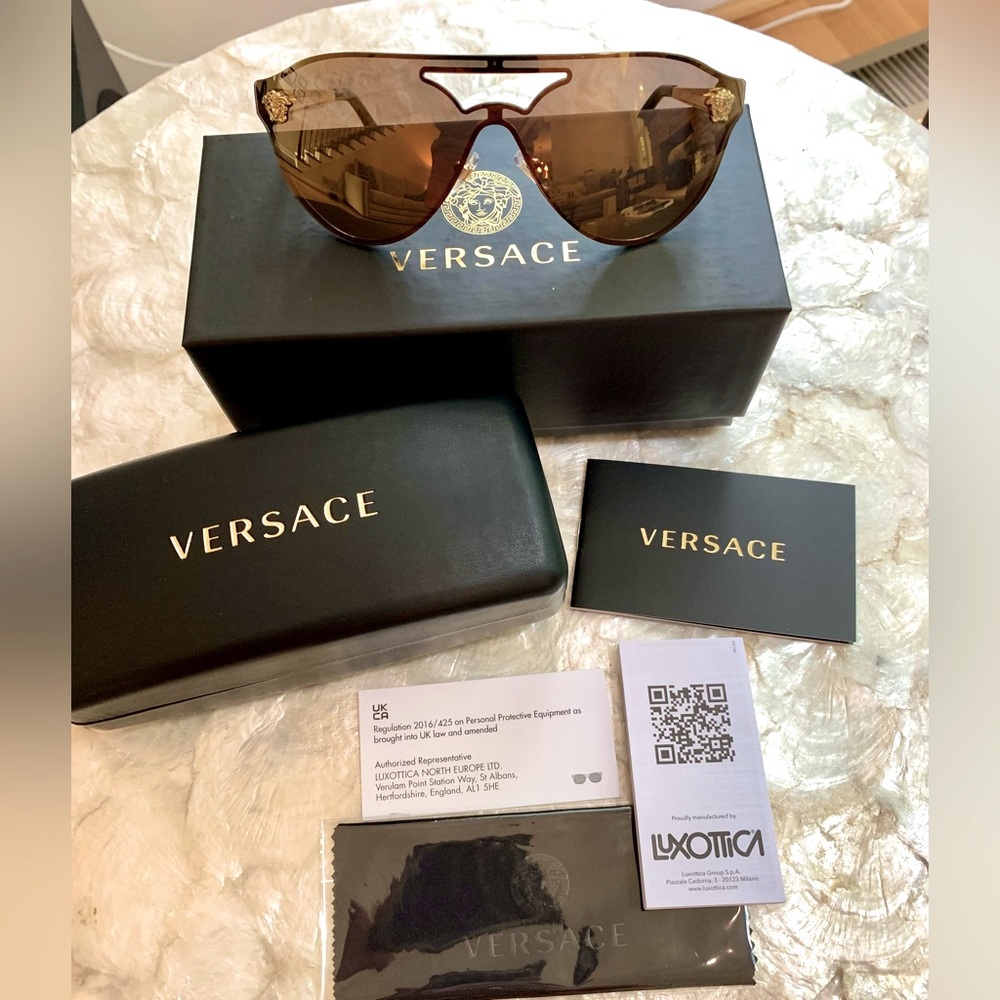 NWT gold Versace sunglasses 2161 - Picture 4 of 12